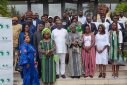 Rapport textile Bénin.jpg