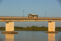 Senegambia pont.jpg