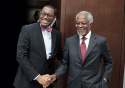 Annan with President.jpg