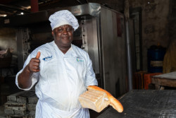 Boulanger Bénin 1.jpg